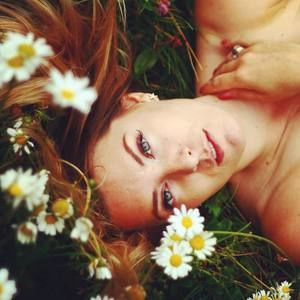 Meet your Posher, Caitlin